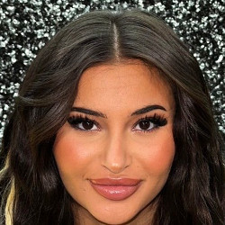 Asmah  Mustafa 